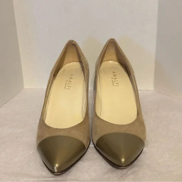 Amalfi by Rangoni Beige Khaki Croc Embossed Leather Pumps Size 9N Heels